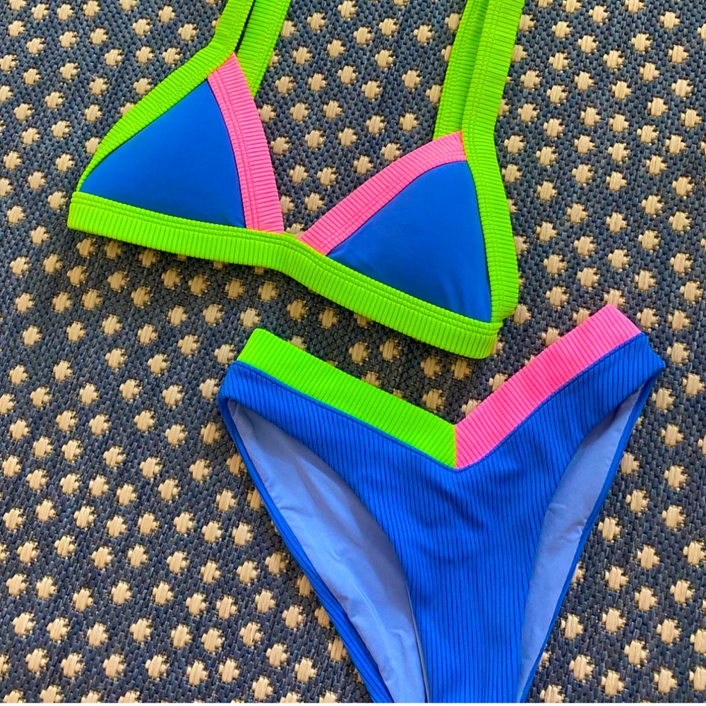 ONEONE SWIMWEAR blue green pink bikini, xs top and bottoms, great condition
